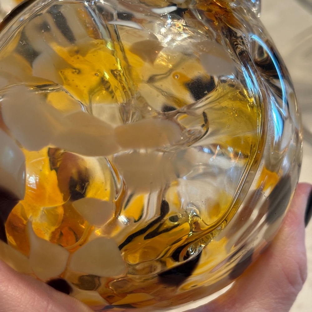Pair of hand blown Witches Balls - Picture 8 of 9